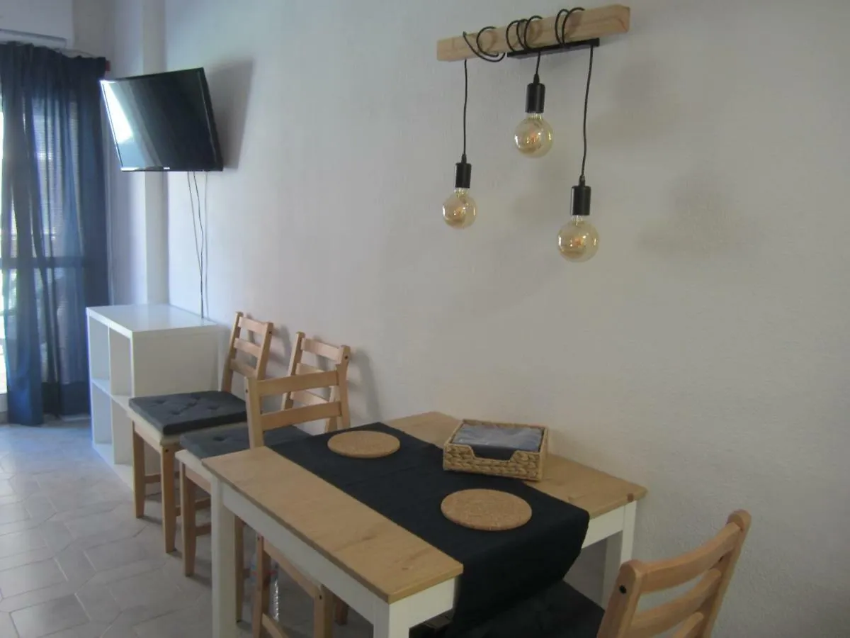 Daire Apartamentos Rc Minerva Benalmádena